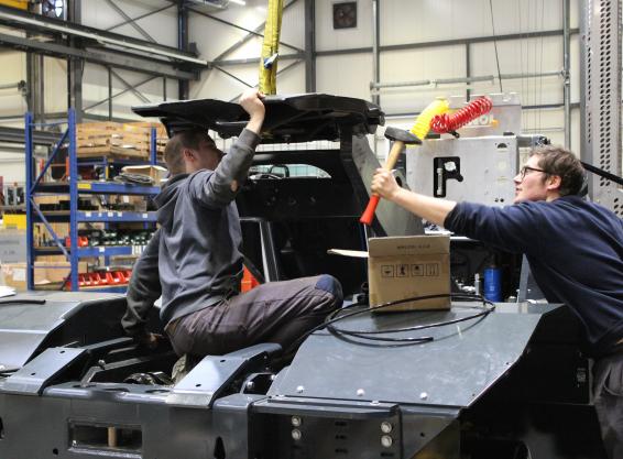 MONTAGE ATELIER TERMINAL TRACTOR
